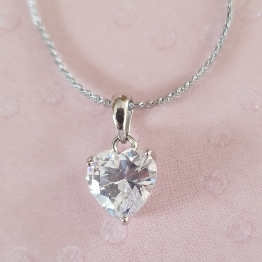 Vintage Cubic Zirconia Heart Pendant Necklace